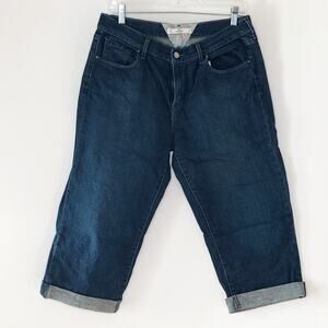 Levi's Womens Crop Jeans Size  10 Blue Jeans Dark Wash High Waist